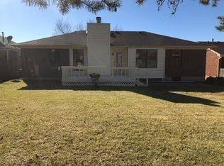 Beautifully Renovated 3 Bedroom 2 Bath Hou... - Beautifully Renovated 3 Bedroom 2 Bath Hou... House