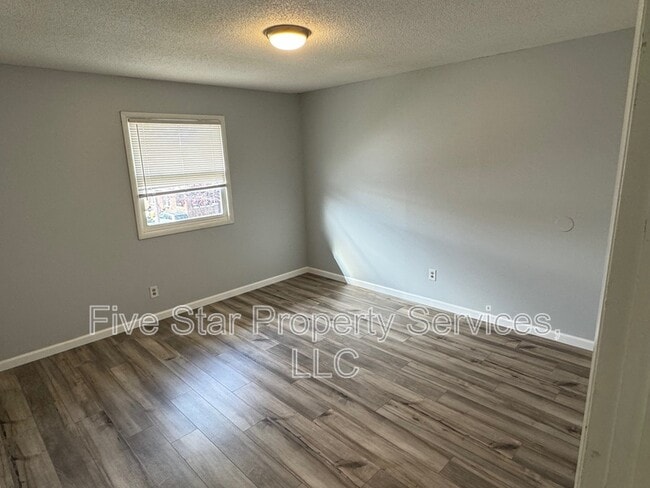 Photo - 201 W Allen St Unit Apt 312