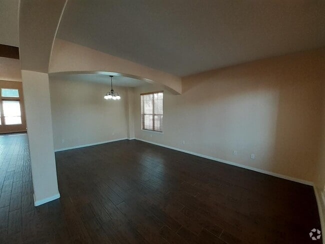 Building Photo - 5835 Beeston Ln Rental