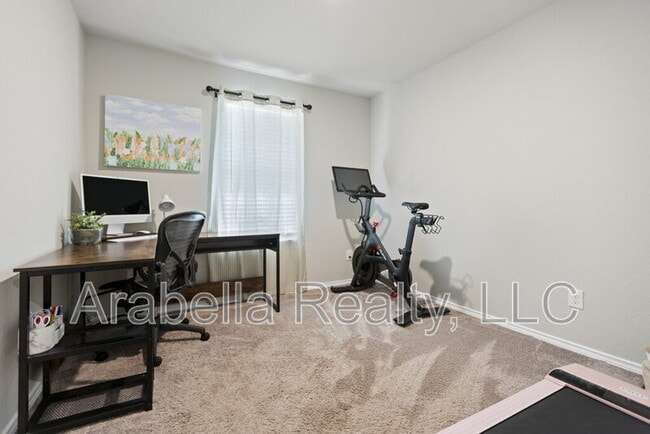 Photo - 9731 Mill Dam