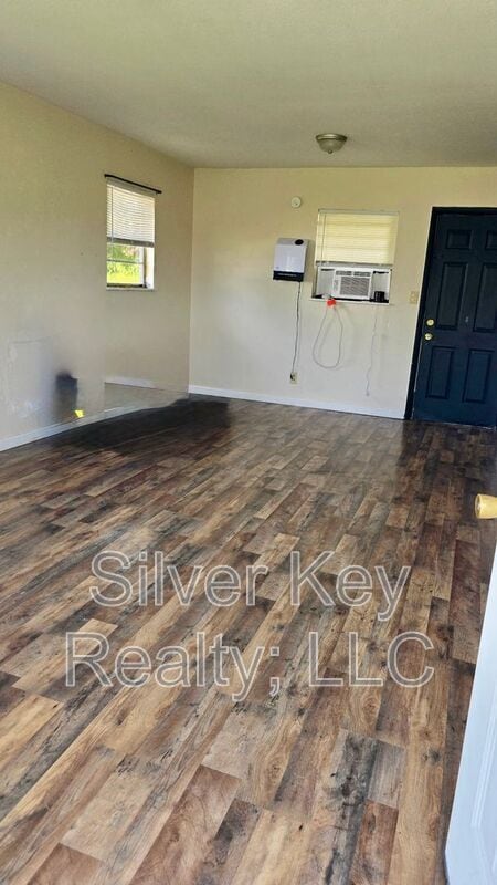 Photo - 2335 Hwy 411 N