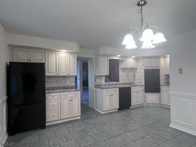 Photo - 283 Orchard St Unit 1B