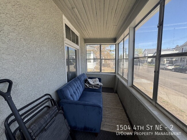 Photo - 1504 4th St NE Unit 2