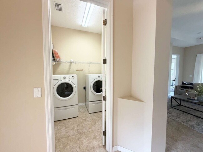 Photo - "Unfurnished Home on Golf Course in Hudson, FL - Spacious 1,853 Sq Ft Haven!"