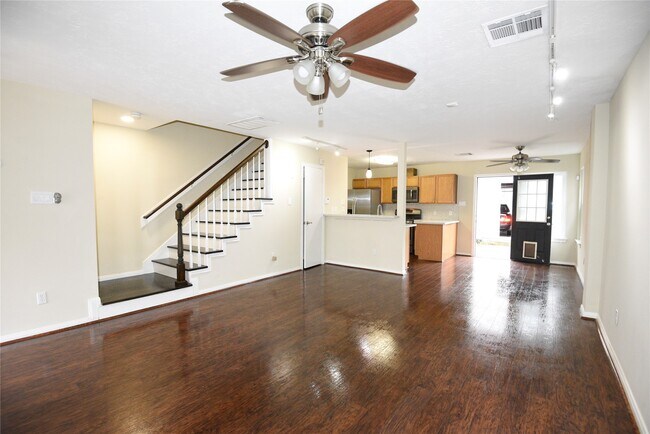 Photo - 1008 Andrews St