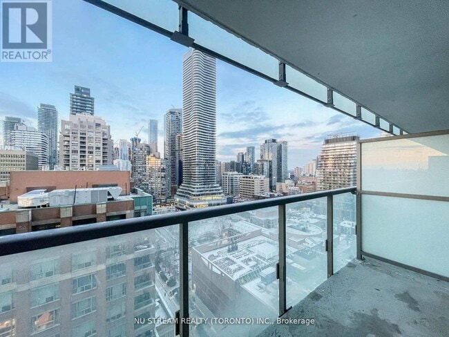Photo - 37 Grosvenor St Unit 1806