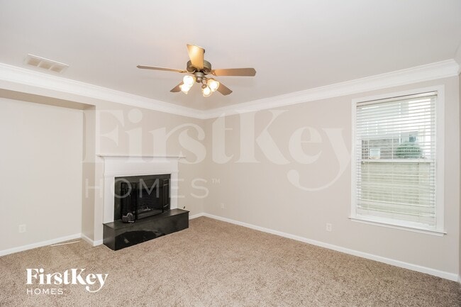 Photo - 6003 Escher Ln