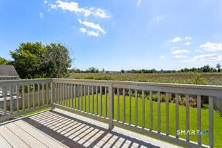 928 Reef Rd