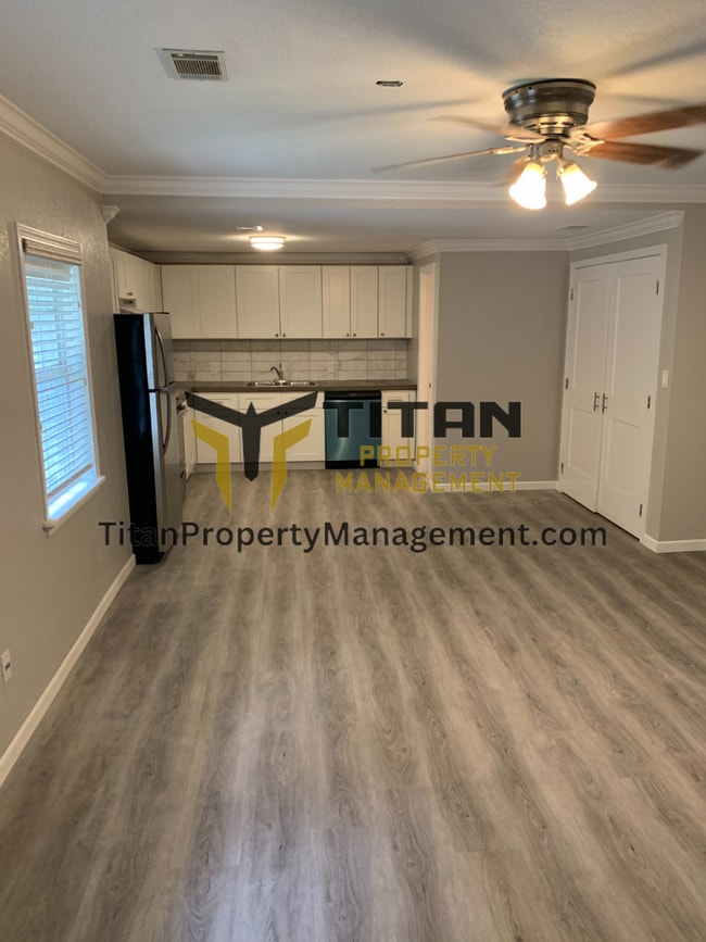 Photo - Studio Apartment with Great Location Unit 2014 Watts Rd. Apt E