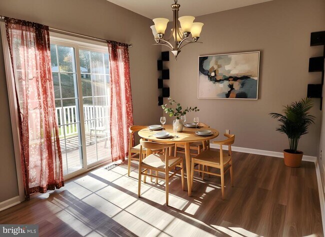 Photo - 2768 Fynamore Ln