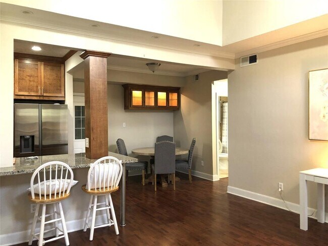 Photo - 10811 Richmond Ave. Unit 110