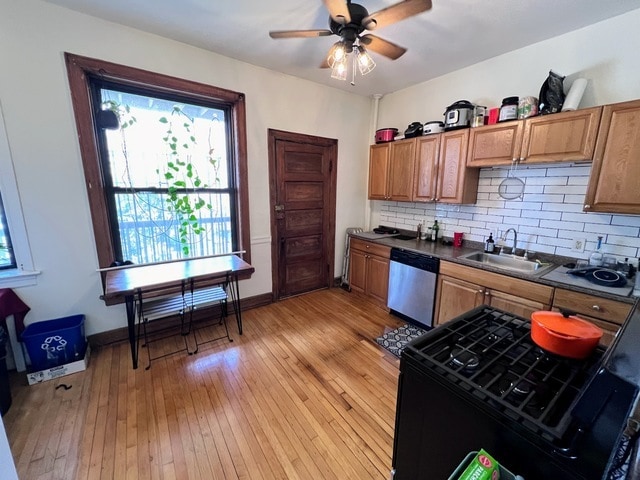 Photo - 3216 W Altgeld St