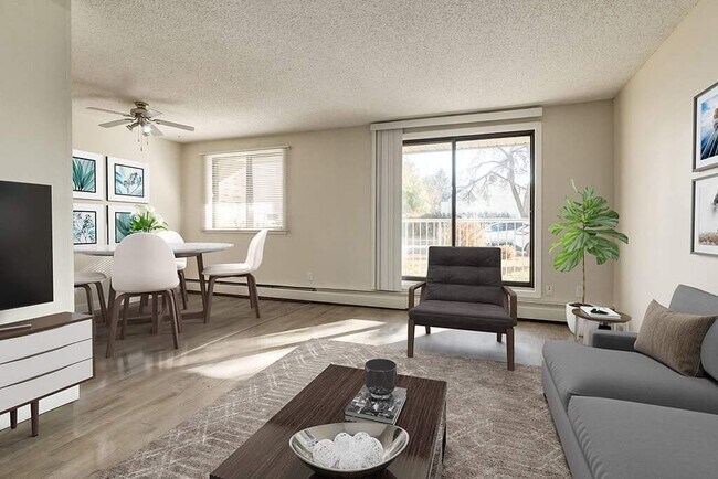 Photo - Hudson Court