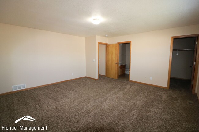 Photo - 908-910 Jackalope Unidad 908 Jackalope