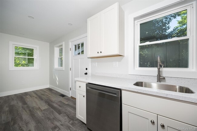 5 Douglas St Unit B