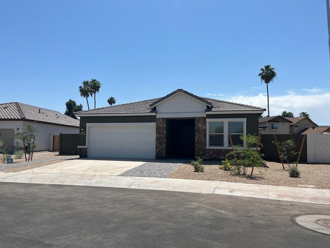 Photo - 4466 N 100th Dr