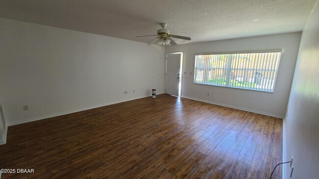 Photo - 249 College Park Dr