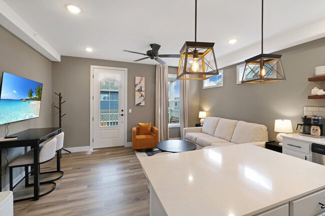 Photo - 214 Great Loop E Dr Unidad 2A