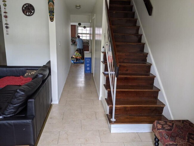 Photo - 803 Maple Hill Dr