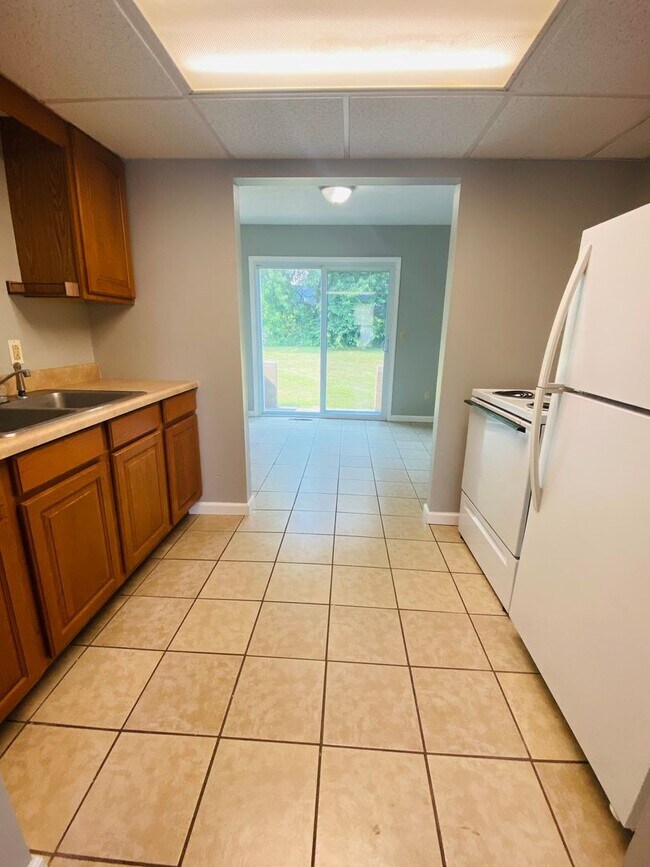 Photo - 1574 Elizabeth St Unit B