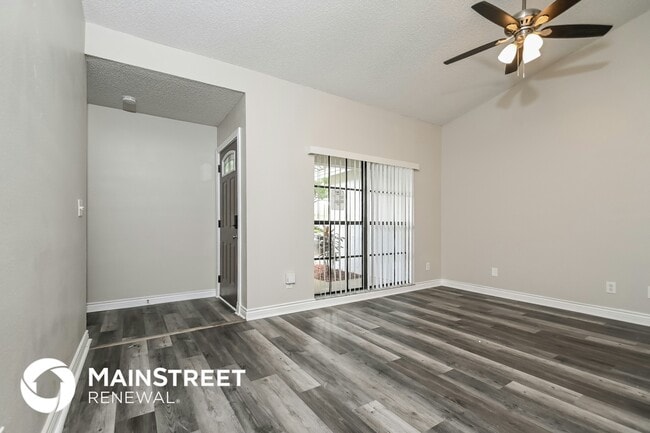 Photo - 1707 Tallowtree Cir