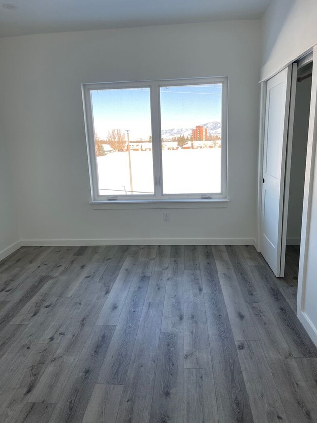 Photo - NEW! 2 Bedroom on campus! First Month Free!!