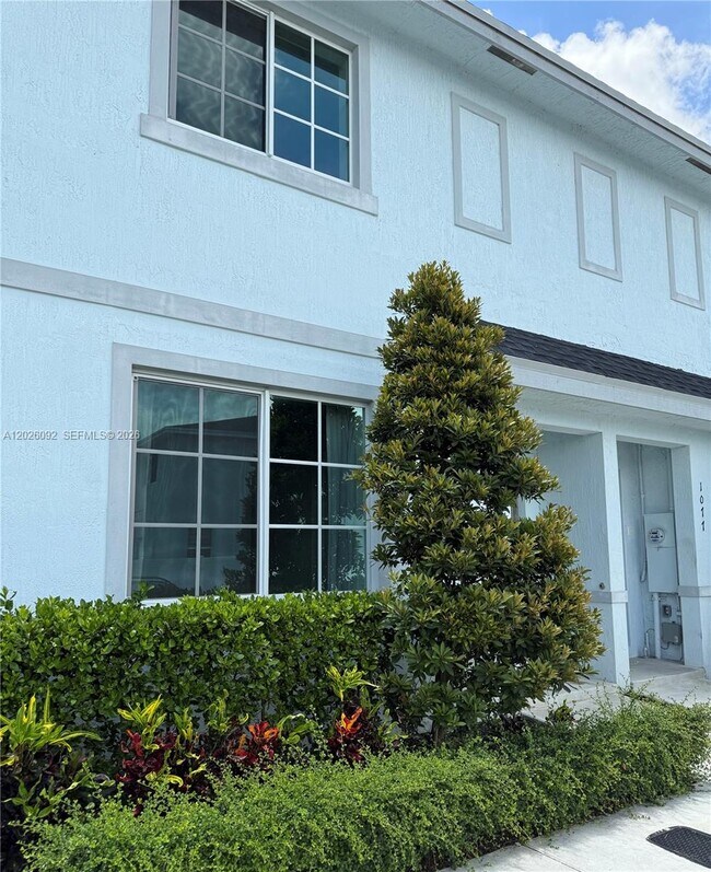 Photo - 1073 NW 5th St