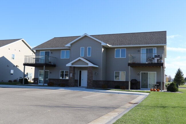 Exterior - 101 Eagle Path Unit 1