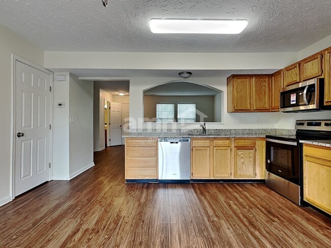 Photo - 781 Ackerly Dr