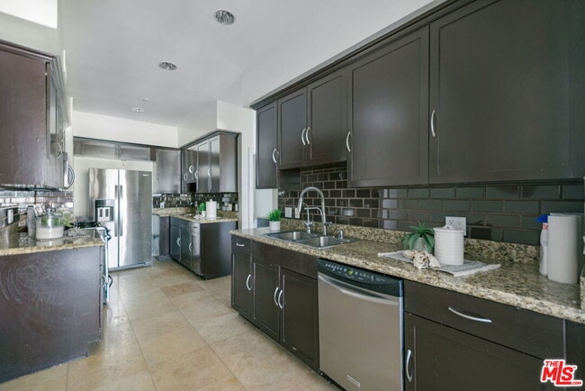 Photo - 9049 Alcott St Unidad 305