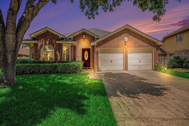 Building Photo - 618 Bay Oaks Dr Rental