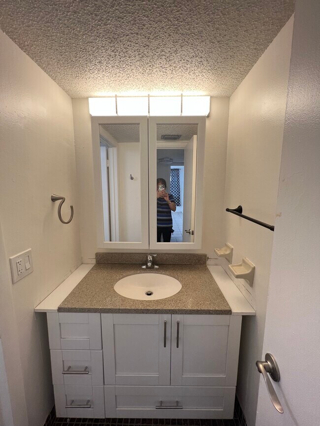 Photo - 13390 NE 7th Ave Unit 407