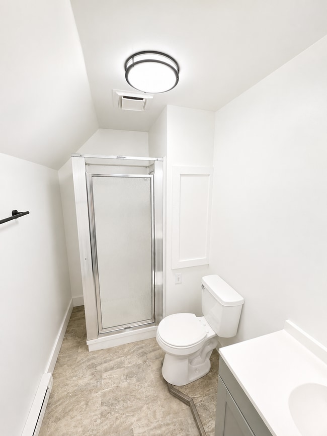 Photo - 933- 933 1/2 W Wayne St Unidad Wayne St W 933 1/2