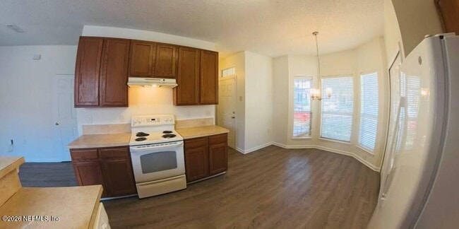 Photo - 515 Hopewell Dr