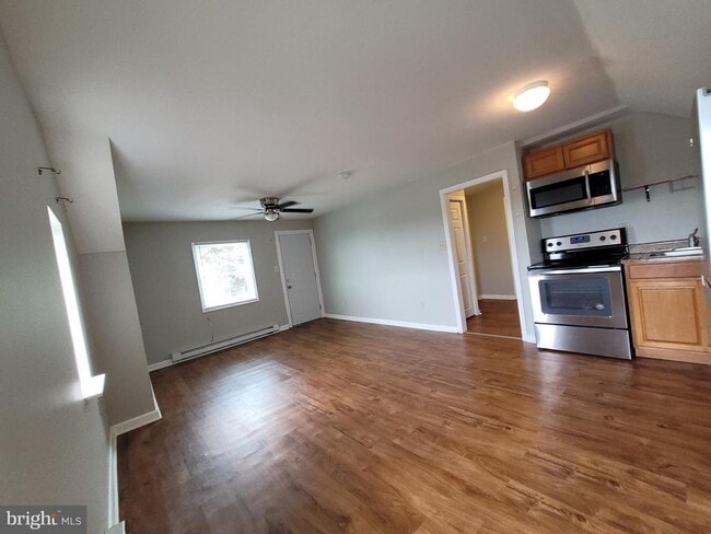 Photo - 503 N Rodney St