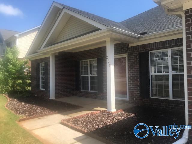 Building Photo - 209 Horseshoe Bend N Rental