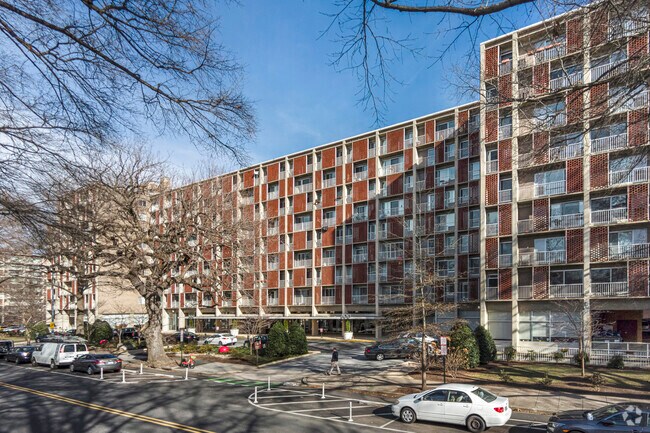 Photo - Potomac Place Tower