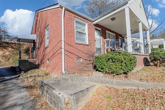 Photo - 1315 E Washington St Unit A