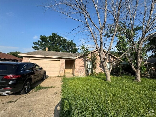 Building Photo - Mid June move in ready! Rental