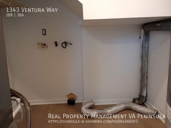 Photo - 1343 Ventura Way