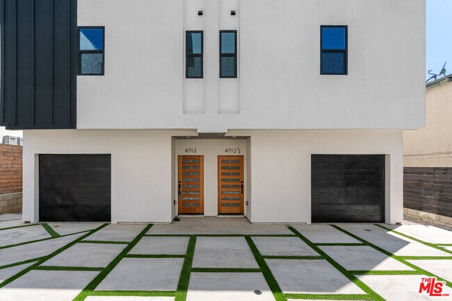 Photo - 4712 W 17th St Townhome