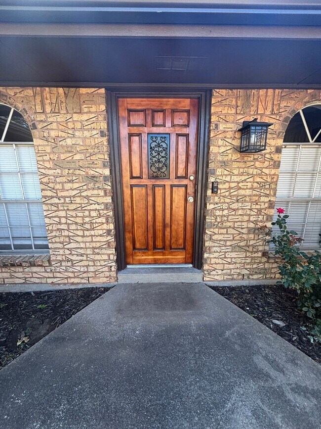 Photo - 7816 NW Baldwin Ave