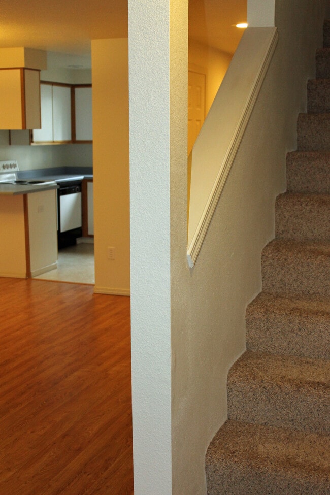 Photo - Tualatin Woods Townhomes