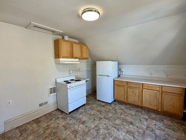 Photo - 724 Washington St Unit Upper