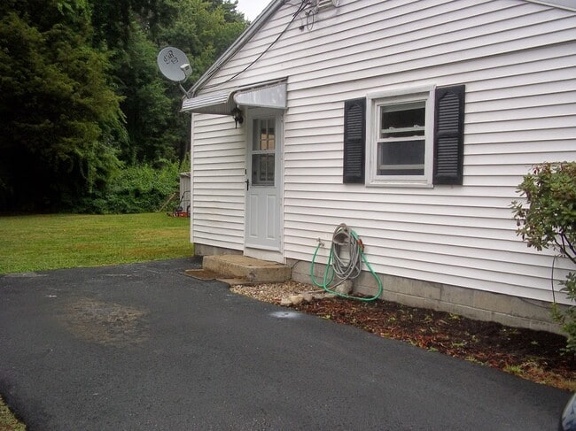 Photo - 33A Bridge St Unit 33A