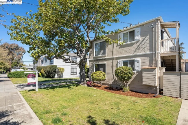 Building Photo - 1609 Santa Clara Ave Rental