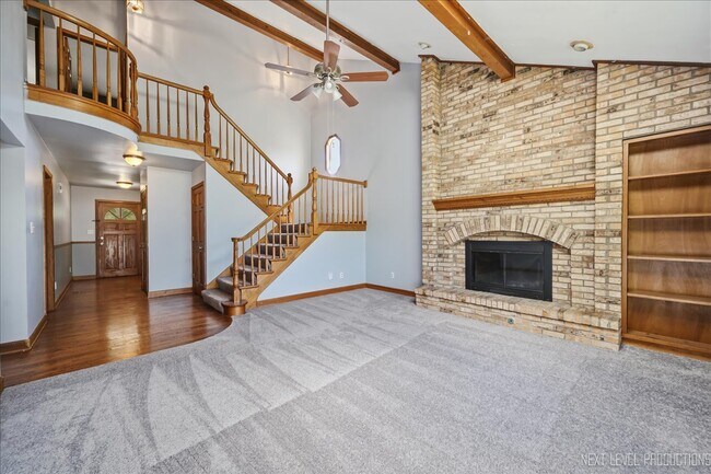 Photo - 13 Saddlewood Ct