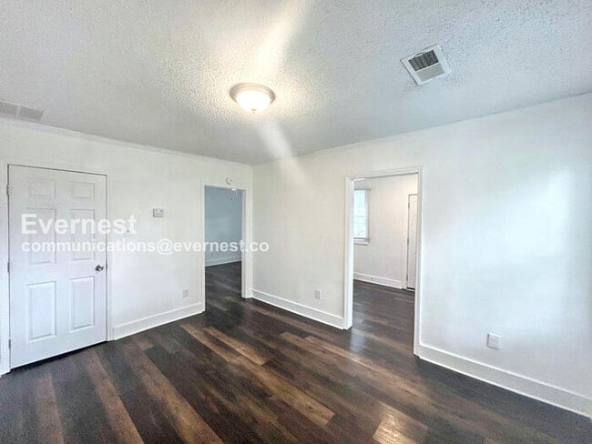 Photo - 1082 Palmetto Ave