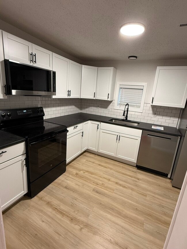 Photo - Lovely 3 bedrooms and 2 full baths ranch home located off Antioch Rd on W 81st St in Overland Park