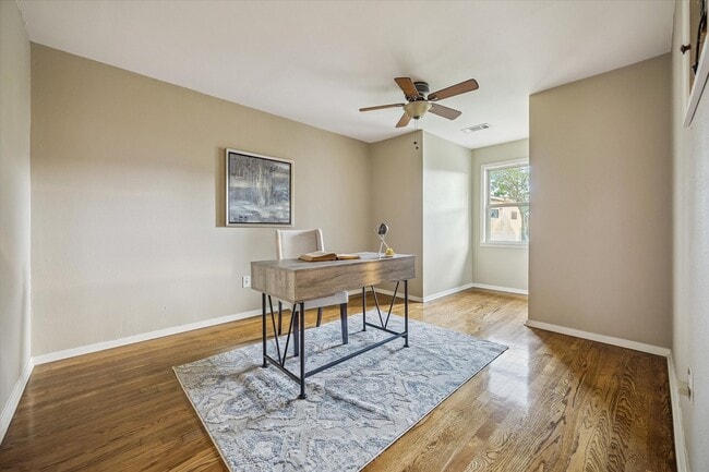 Photo - 9813 Pine Lake Dr